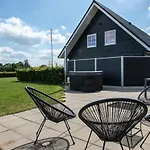 Fuglhus - Hyggelig Ferie Pa Landet Ferienhaus *