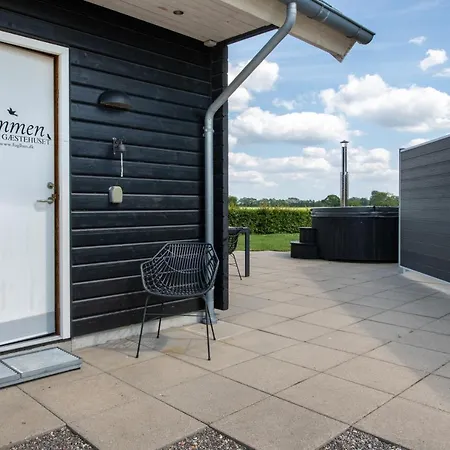 Fuglhus - Hyggelig Ferie Pa Landet Ferienhaus *